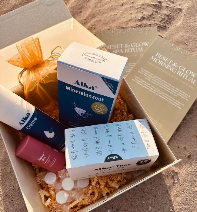 Inner Glow Self-Care Box_23 Inner Glow Self-Care Box