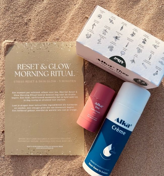 Inner Glow Self-Care Box_24 Inner Glow Self-Care Box